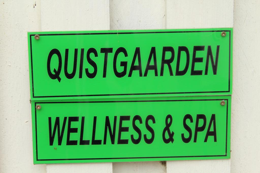 Quistgaarden Bed & Breakfast Spjellerup エクステリア 写真
